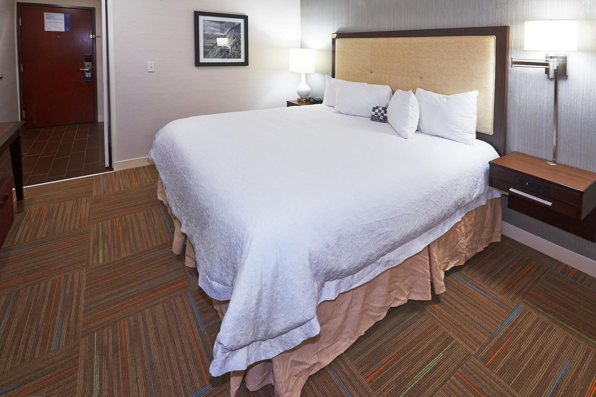 Hampton Inn Salt Lake City Central Exterior photo