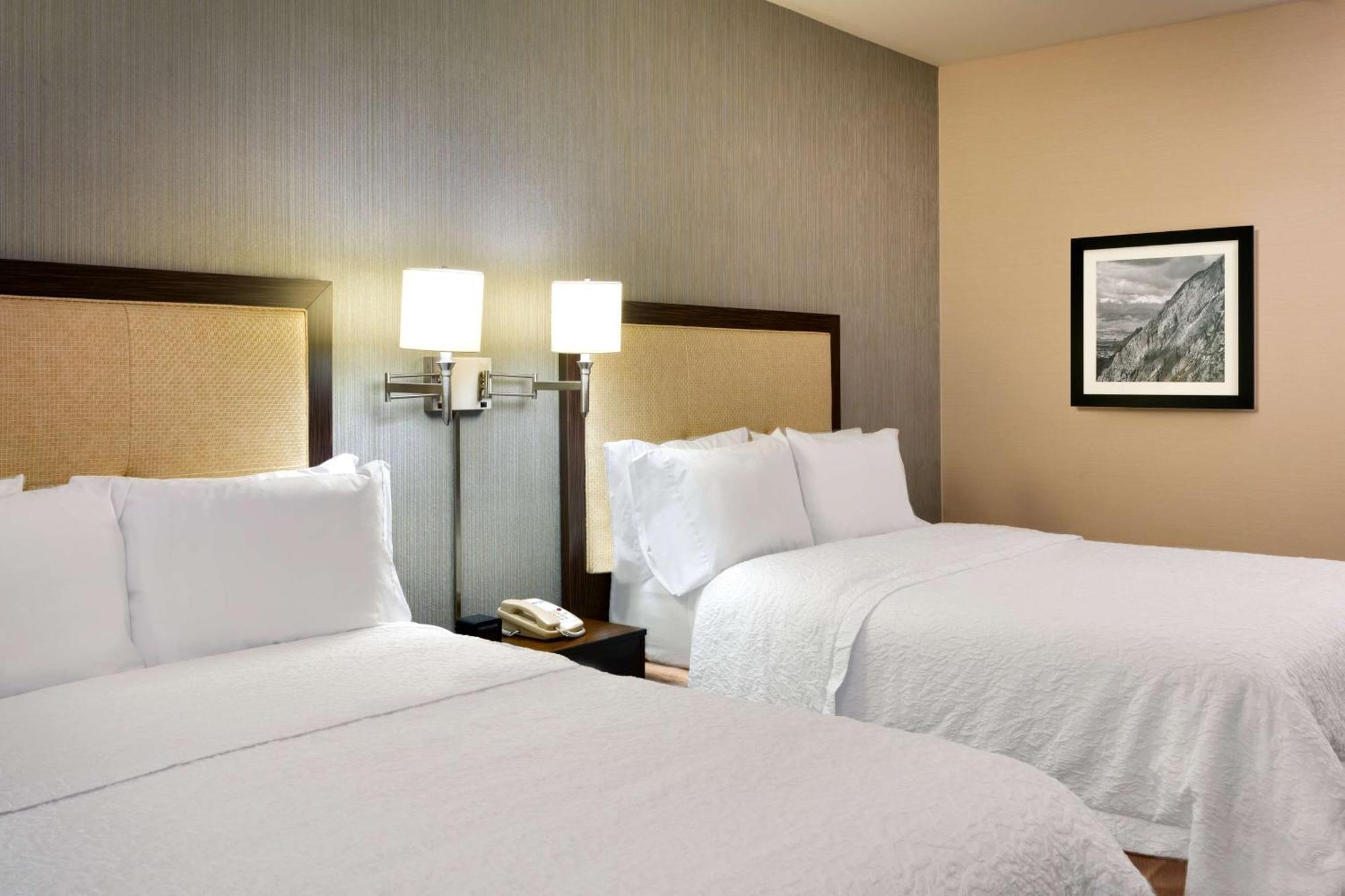 Hampton Inn Salt Lake City Central Exterior photo